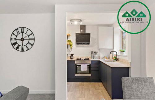 Aisiki Apartments at Barnet, Ground Floor, 2-Bedroom & 1-Bathroom, Pet Friendly Flat, Double Beds with Free Wi-Fi - Foto 28