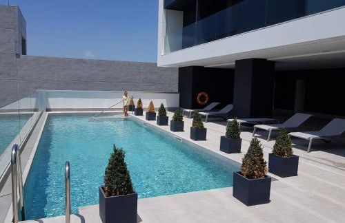 Torre D'Arenas, playa Victoria, piscina y parking - Photo 37