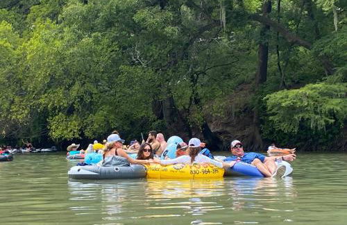 Charming new home near Canyon Lake/Guadalupe River - Photo 34