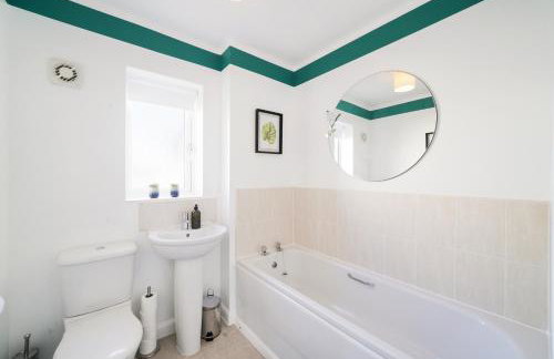 Ideal 3 bed House in Wolverhampton - Parking - Foto 7