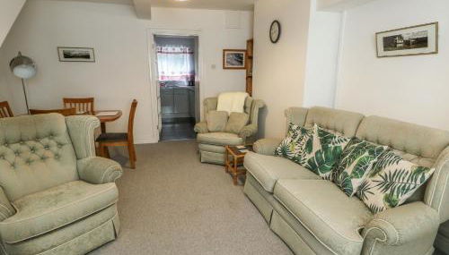 23 Beach Road - Photo 4