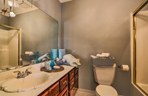 Historic Cedar Hill Mansion on Large Farm with Pool! - Foto 26