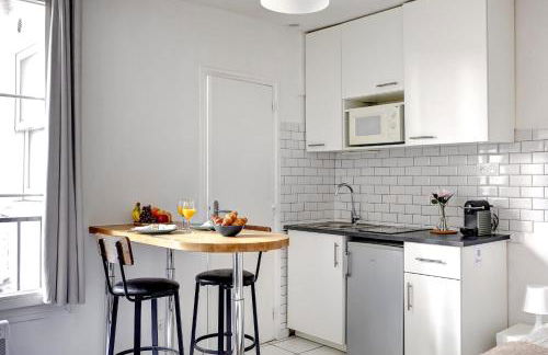 BnBNova - Cozy Stay Near Eiffel Tower & Invalides & Seine - Foto 8