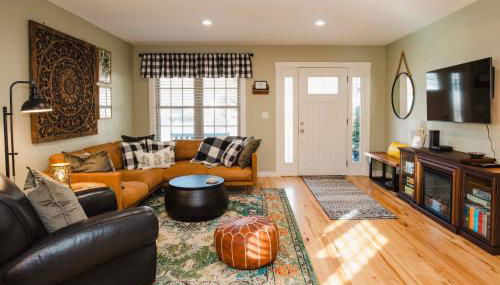 1 Mi to Dtwn Black Mountain Home with Patio and Yard - Foto 3