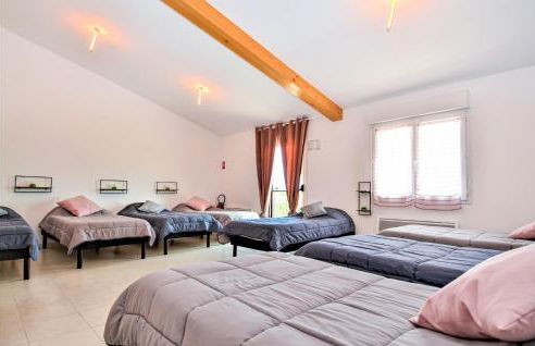 Beautiful Home In Méjannes-Le-Clap - Photo 27