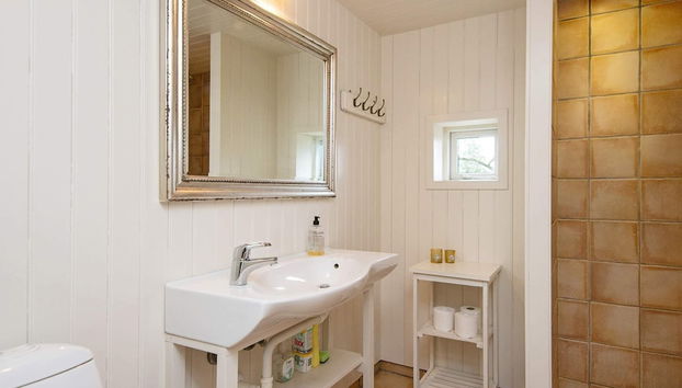 6 Person Holiday Home in Bjert - Foto 3