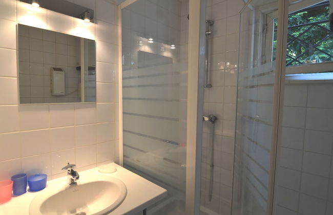 Modern Chalet With a View - Photo 13