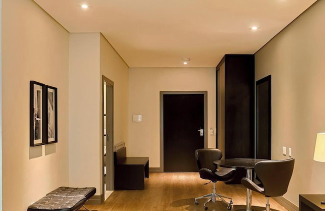 Manhattan On Floor - Photo 73