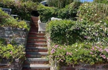 Rhianfa 4 bedroom house minutes walk from the beach - Photo 47