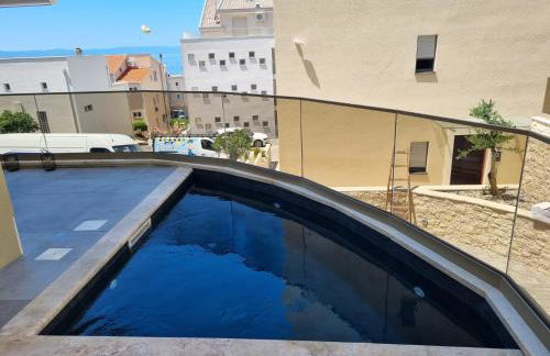 Marina Bay - Exclusive Apartment with Private Pool and Adriatic Sea View - Foto 26