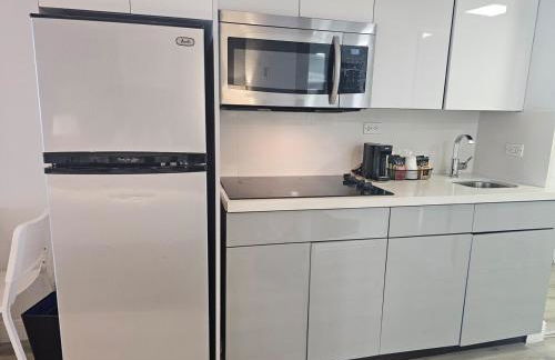 Ocean front paradise studio with ocean view and beach exit - Foto 3