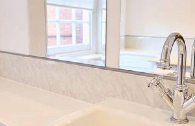 Host Stay St Radigunds House - Foto 14