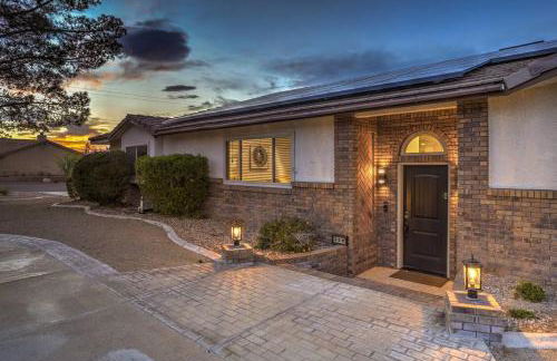 vegas saltwater, a luxury pool villa with 5BR, Spa, wet deck on a half acre lot - Foto 7