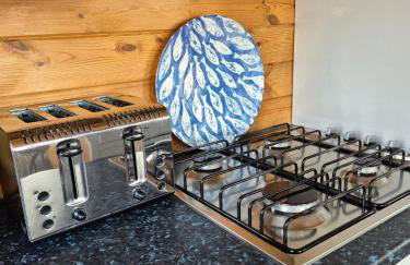 3-Bed Ocean View Lodge - Parking & Terrace - Photo 19