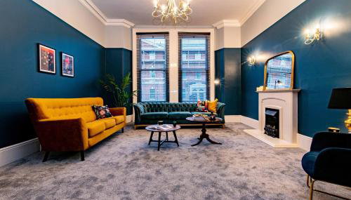 St Johns, Wakefield - Self check in & free parking - Foto 1