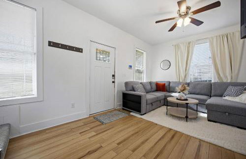 Comfort Boho Escape! Central Columbus - Foto 12