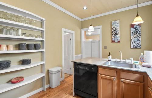 The Zinnia Victorian Charm with Mountain Views - Foto 4