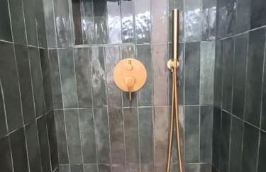 PARIS Balcony TOP FLOOR Room - Foto 7