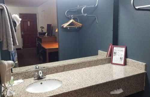 Hotel 2 Queen Beds Hotel Room 234 Booking - Foto 6