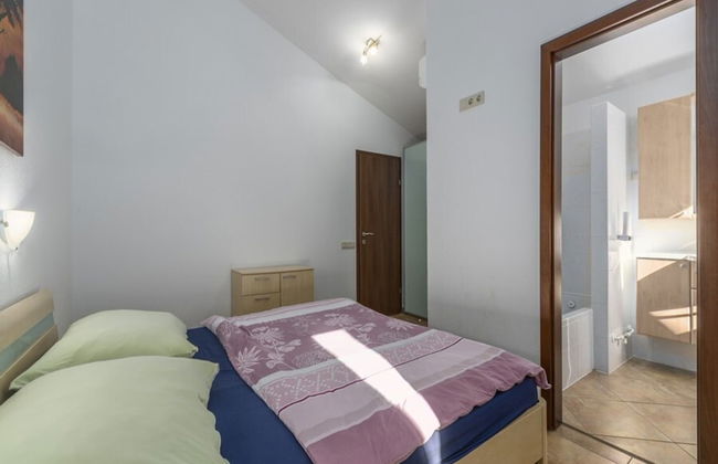 Holiday Home in Novigrad With Private Pool - Foto 5