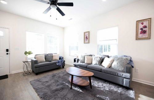 4 Min to Downtown - 10 to Elon - Washer and Dryer - Foto 7