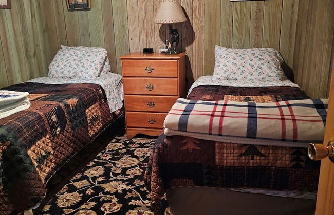 Butler's Bay Cottage - Photo 2