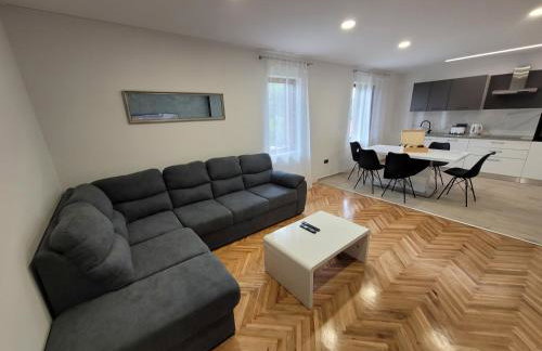 The Setting Sun - Photo 23