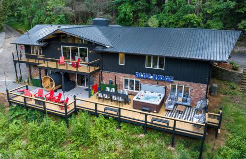 Biltmore Forest Retreat Sauna Hot tub Game Rm - Foto 3