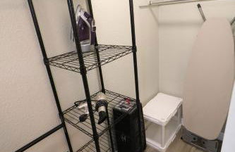 Renovated Stay, Parking, Near DT & Airport - Foto 19