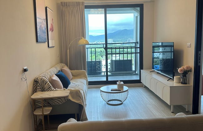 Luxury Apartment - Photo 10