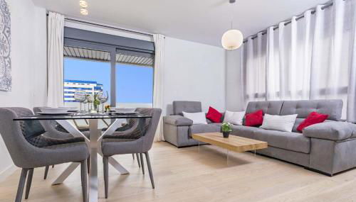 Pacifico Beach Apartment in Malaga by Solaga Holiday Homes - Foto 3