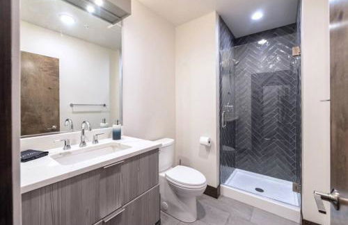 Urban Modern Living PERFECT for long term stays - Foto 30