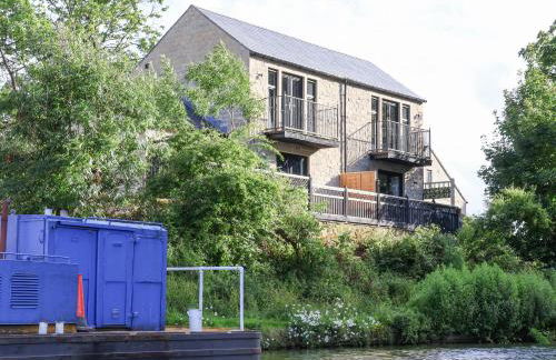 Waters Edge Lock View - Foto 1