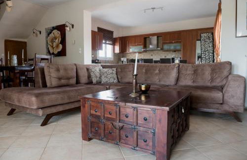 Villa Discover Evia - With Private Jacuzzi - Foto 41