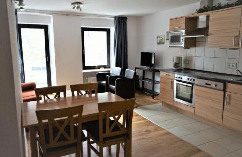 Wohnung 2 Pers 1 Schlafzimmer und Wohnzimmer mit Balkon und Blick auf die Mosel - Foto 1