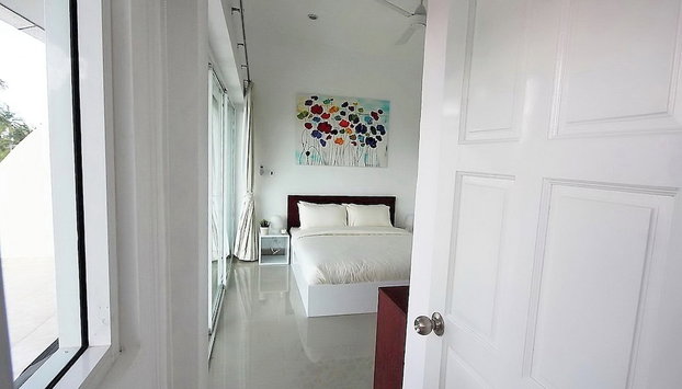 Beachside 3-bedroom Townhouse w Private Pool at 70 Meters From Beach - Photo 5, Chambre