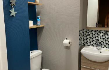 LE BON ENDROIT en bord de mer, vue mer et wifi - Foto 39