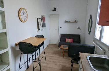 Maisonnette avec petite cour - Foto 7