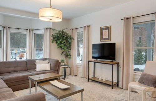 Peninsula Paradise - Walk to Hiking and Shopping! - Foto 5