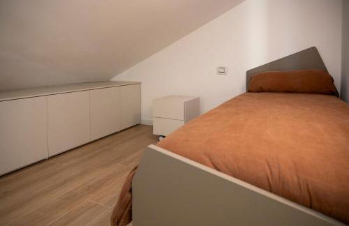 Italian Vacation Homes - Lakeview Heaven Retreat - Photo 43