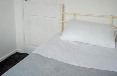 Rent Entire Calmhaven Apartment - Foto 12