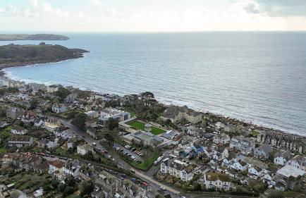 Stylish 3-Bed Home - 2 Mins to Beach & Town - Foto 6