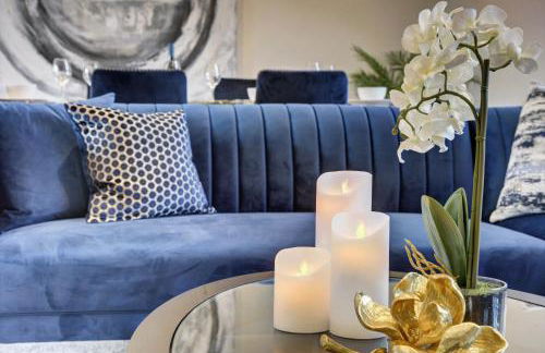 The Penthouse - Allocated Parking with City Views - Foto 10