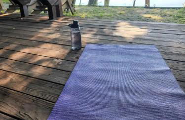 Lakefront Hot Tub Canoes Game Room Wood FP - Foto 60