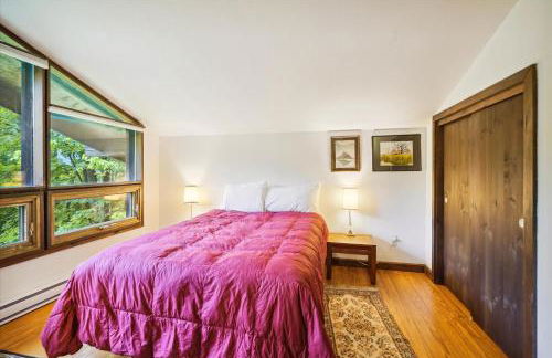 Perfect secluded 3 bedroom cozy getaway home Hawk Landing - Foto 34