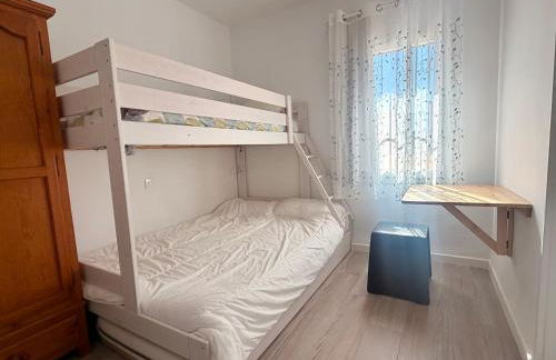 Charming & renovated apt stone throw to the sea - Foto 12