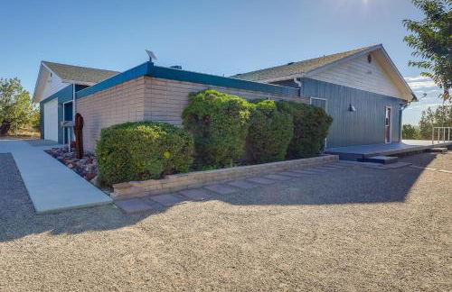 Home with Views and Fire Pit, 10 Mi to Aztec Ruins! - Foto 33