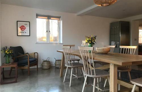 High Cogges Farm Holiday Cottages - Photo 19