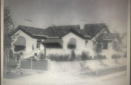 Private Gated Garden Suite in Historic Home, walk to UNM Football and Basketball, UNM and Pres Hospitals - Foto 22