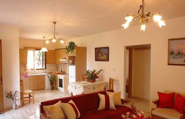 Modern Holiday Home in Sfakaki - Photo 13